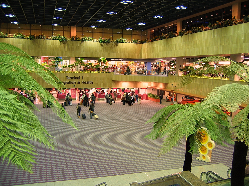 Cairns08Changi Airport.jpg